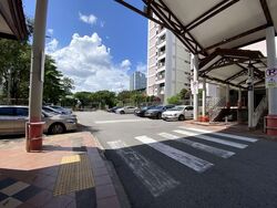 Jurong East Street 21 (D22), Shop House #609999841